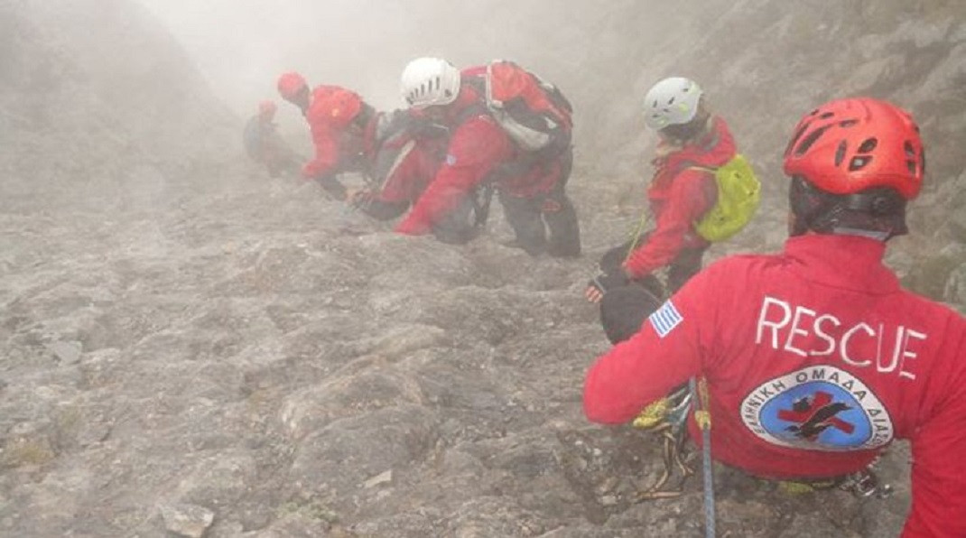 Νέος εγκλωβισμός ορειβάτη στον Όλυμπο – Σε εξέλιξη επιχείρηση διάσωσης