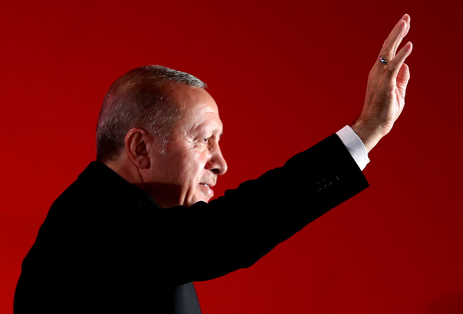 Το κόμμα του Ερντογάν σε αποσύνθεση
