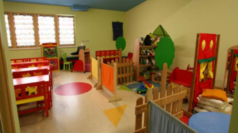 Καταγγελία ΚΚΕ: Ο Δήμος Κορωπίου δεν δέχεται παιδιά αλλοδαπών σε παιδικούς σταθμούς
