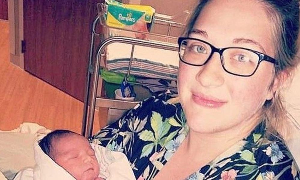 Μακελειό στο Τέξας: Μητέρα έγινε «ασπίδα» για το δυο μηνών μωρό της