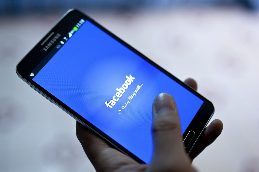 Νέο σκάνδαλο παρακολούθησης από το Facebook: Κατέγραφε φωνητικές κλήσεις στο Messenger