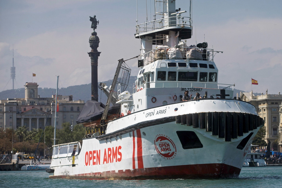 Ιταλικό δικαστήριο αποφάσισε ότι το Open Arms με τους 150 πρόσφυγες θα πιάσει λιμάνι