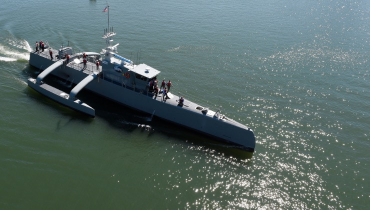 Μη επανδρωμένα πολεμικά πλοία σχεδιάζουν οι ΗΠΑ