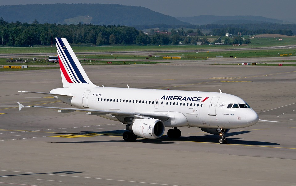 Αναγκαστική προσγείωση αεροπλάνου της Air France στο Λουξεμβούργο