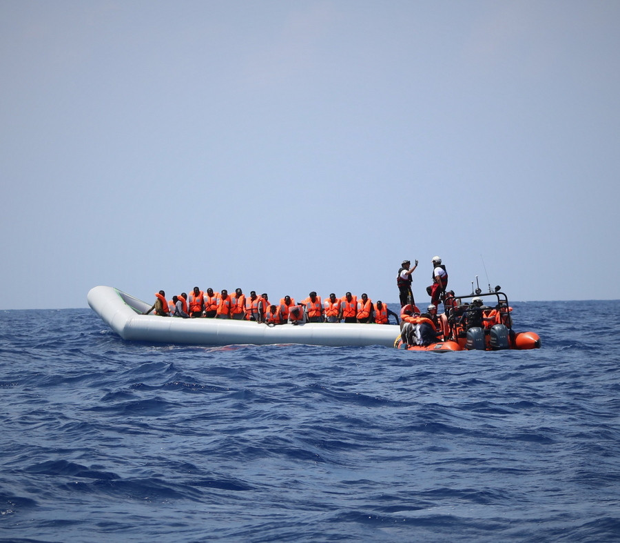 Προσφυγική κρίση: Τα τρόφιμα τελειώνουν στο Ocean Viking