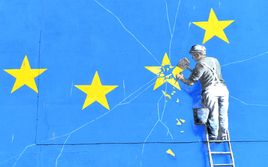 Εξαφανίστηκε το έργο του Banksy για το Brexit [Βίντεο]