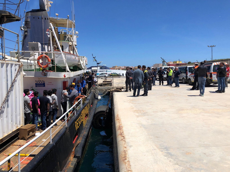 Οι ιταλικές αρχές κατέσχεσαν το πλοίο Mare Jonio που διασώζει πρόσφυγες
