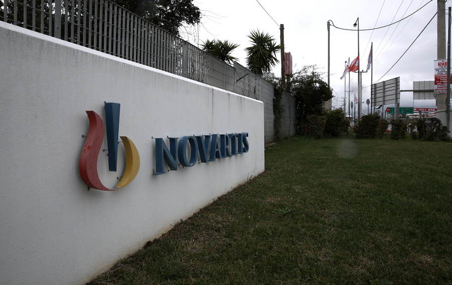 Στον εισαγγελέα 15 στελέχη της Novartis για ξέπλυμα μαύρου χρήματος
