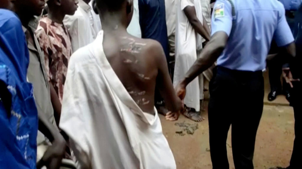 Νιγηρία: 300 αγόρια βρέθηκαν αλυσοδεμένα σε ισλαμικό «οίκο αναμόρφωσης»