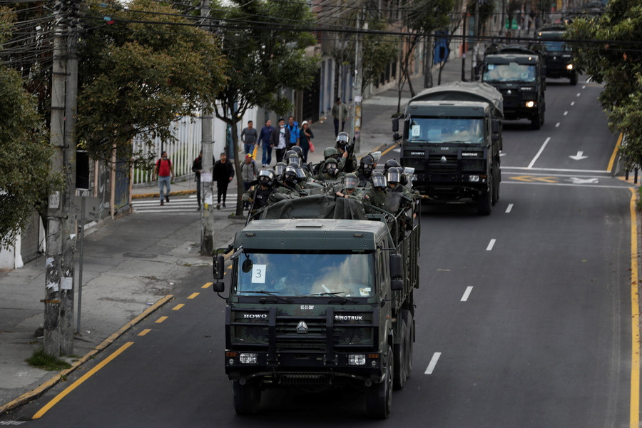Ισημερινός: Στρατιωτικός νόμος ενάντια στις μαζικές διαδηλώσεις [Βίντεο]