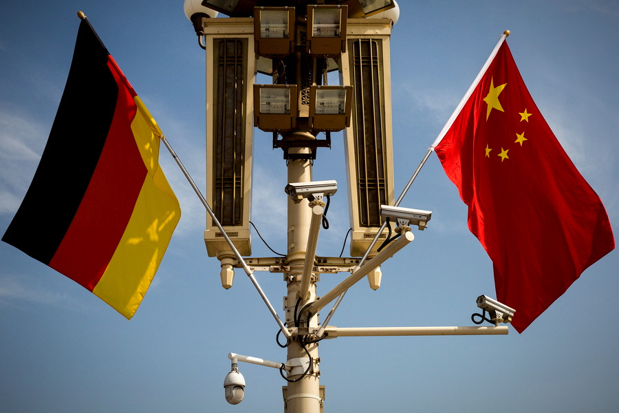 Η Γερμανία κλείνει το μάτι στην Κίνα με φόντο την «5η Γενιά»