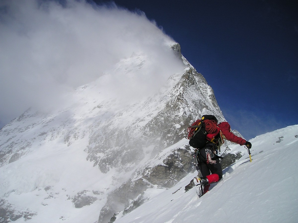 Ορειβάτης αναμετέδωσε τον θάνατό του [Βίντεο]