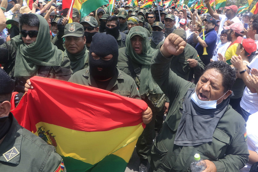 Λατινική Αμερική: Νεοφιλελευθερισμός ή τανκς