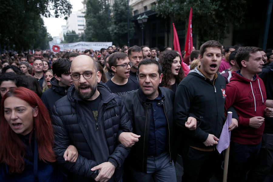 ΣΥΡΙΖΑ: Ο κ. Μητσοτάκης ανήμερα του Πολυτεχνείου έκανε long weekend στο Λονδίνο