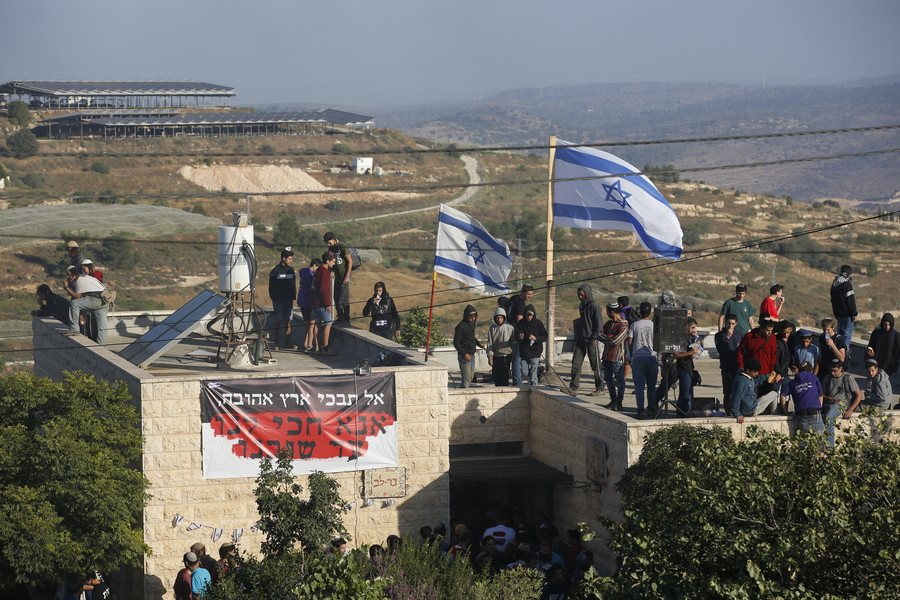 ΗΠΑ:«Νόμιμοι» οι ισραηλινοί εποικισμοί στα κατεχόμενα παλαιστινιακά εδάφη