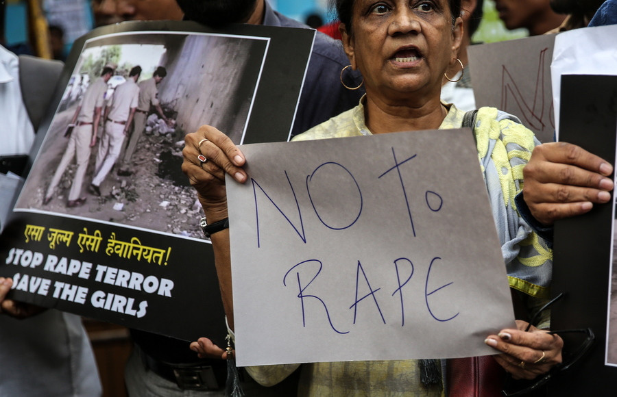 Ινδία: Πυρπόλησαν θύμα βιασμού λίγο πριν καταθέσει στο δικαστήριο