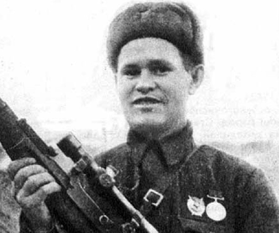Βασίλι Ζάιτσεφ: Ο Σοβιετικός ελεύθερος σκοπευτής, που σκότωσε 242 Ναζί και το ψεύτικο happy end του Χόλιγουντ …