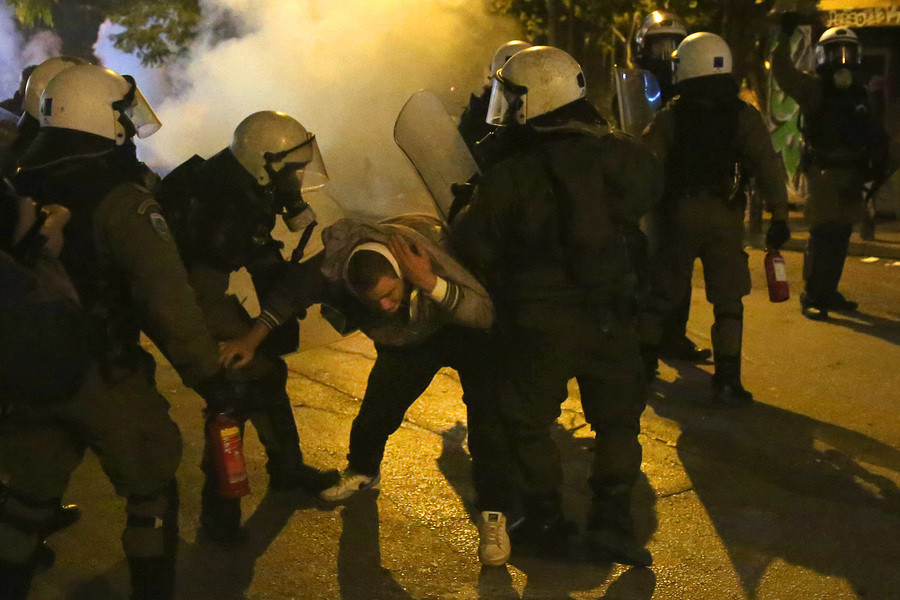 Al Jazzera: Εκτενές ρεπορτάζ με μαρτυρίες για την αστυνομική βία στην Ελλάδα