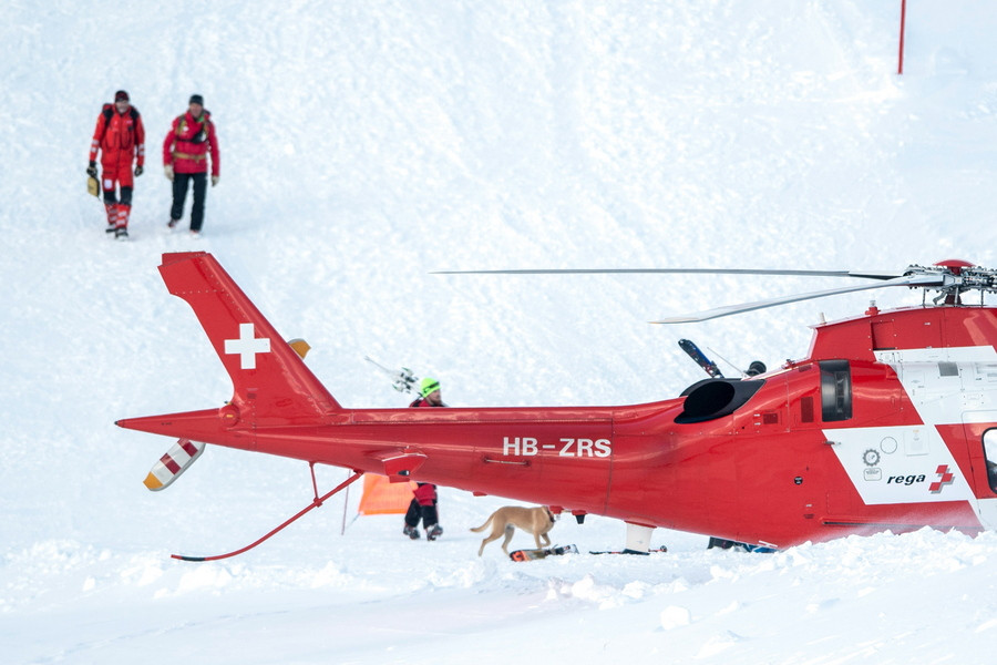 Χιονοστιβάδες σε Ελβετία και Αυστρία – Τραυματίες και εγκλωβισμένοι