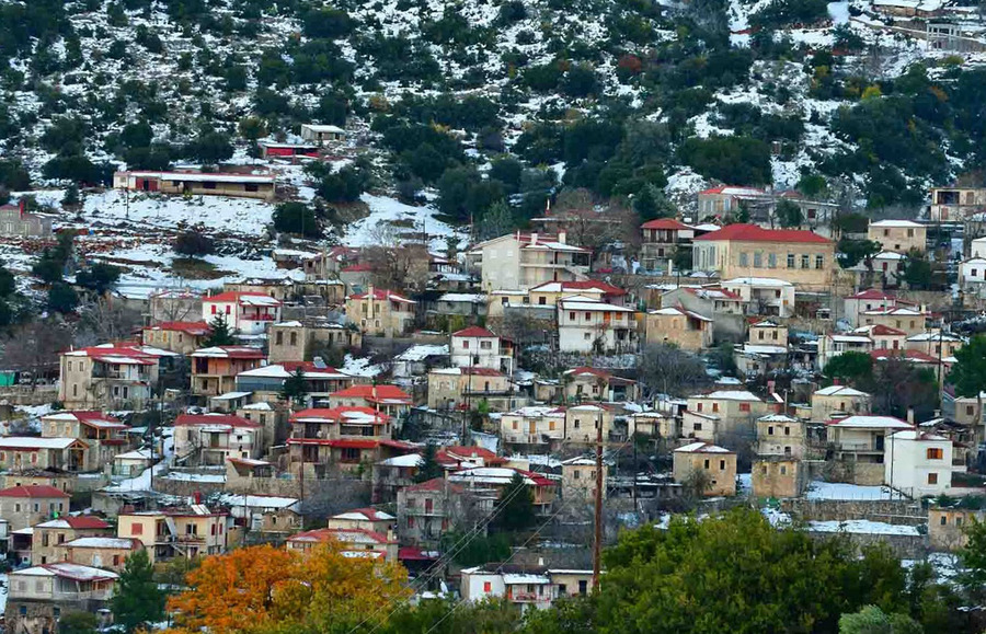 Ποδαρικό με χιόνι, τσουχτερό κρύο και νέο κύμα κακοκαιρίας