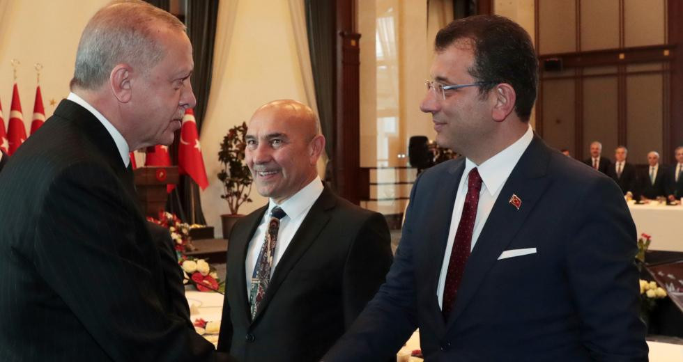 «Πόλεμος» Ερντογάν – Ιμάμογλου για τη διώρυγα της Κωνσταντινούπολης