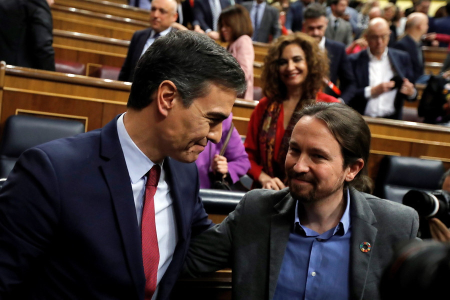 Ισπανία: Και «με τη βούλα» του κοινοβουλίου η συγκυβέρνηση Σοσιαλιστών – Podemos