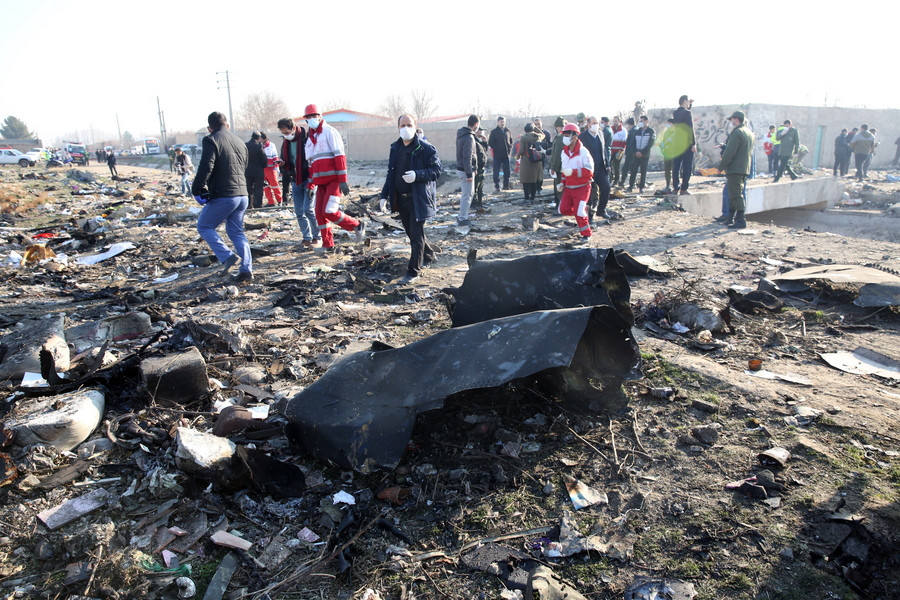 Αεροπορική τραγωδία στο Ιράν: Συνετρίβη Boeing 737 με 176 επιβαίνοντες [Βίντεο]