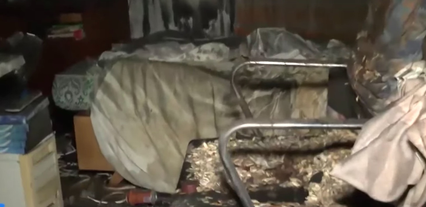 Μελίσσια: Κοιμήθηκε σε μία καρέκλα μέσα στο καμένο σπίτι του