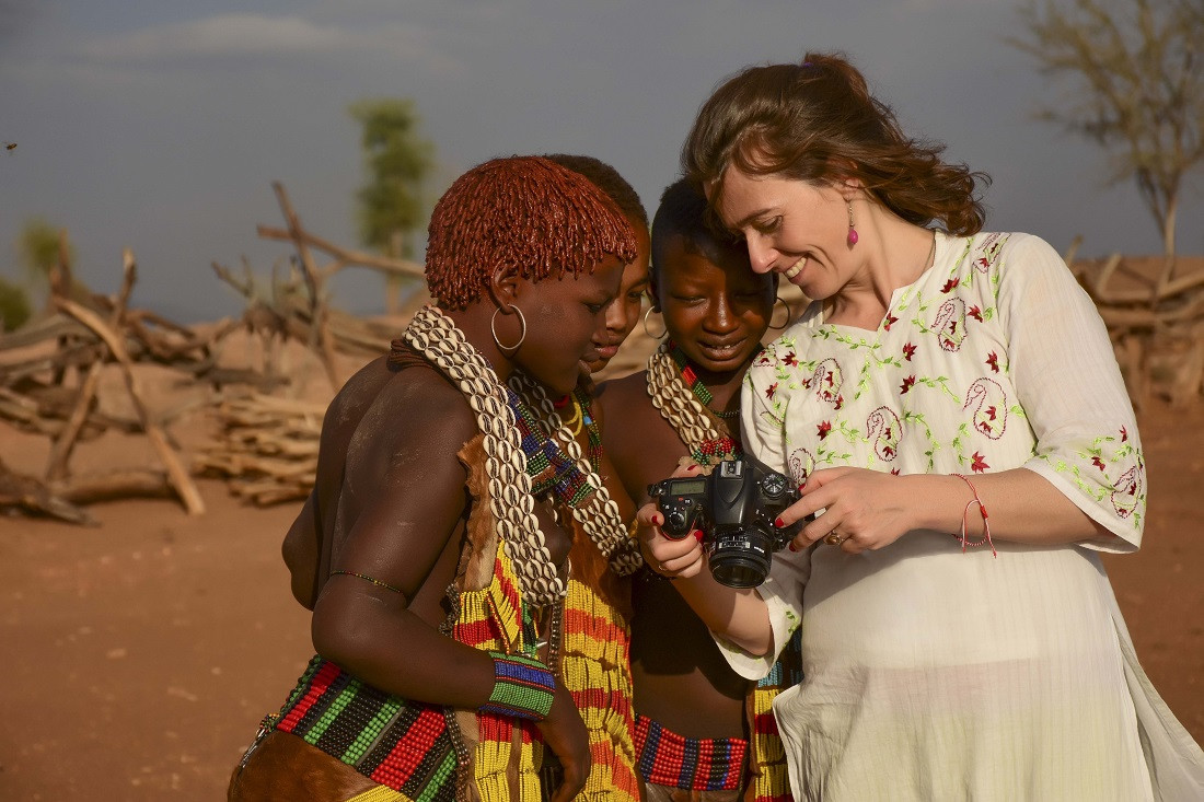 Βιωματικό φωτογραφικό εργαστήριo στις “ξεχασμένες” φυλές της Αιθιοπίας