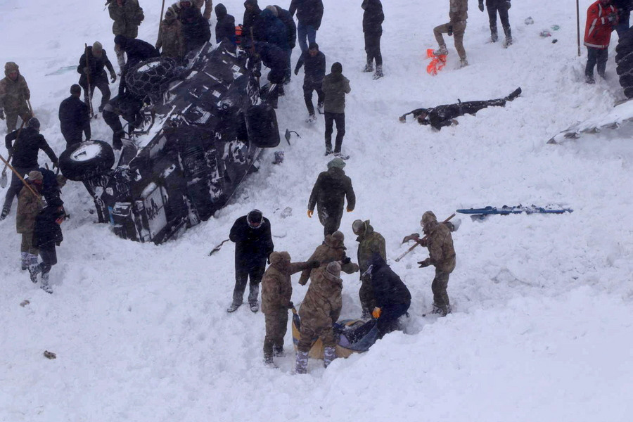 Τραγωδία στην Τουρκία: Δεκάδες νεκροί διασώστες από χιονοστιβάδα ενώ αναζητούσαν αγνοούμενους