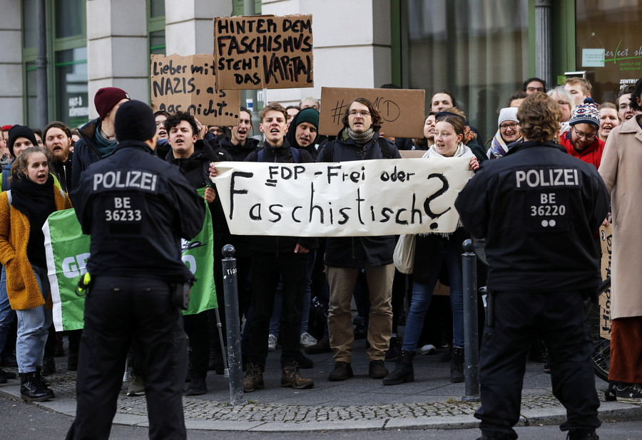 Μαύρη Συμμαχία στη Γερμανία: Δεξιά μαζί με νεοναζί για ανατροπή της Αριστεράς στη Θουριγγία