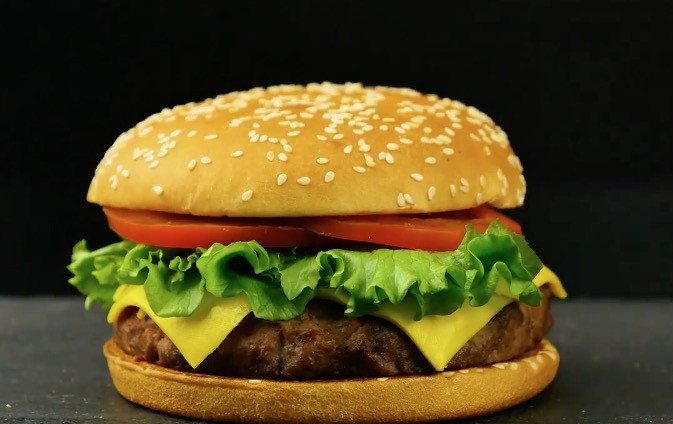 Διαφημίσεις vs πραγματικότητα: Πώς φαίνονται τα φαγητά;