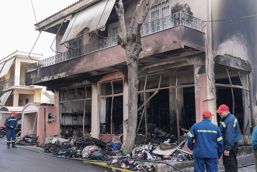Χίος: Πυρκαγιά κατέστρεψε αποθήκη αλληλεγγύης