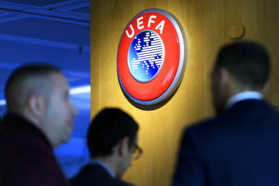 UEFA: Αναβάλλει όλους τους αγώνες Champions League και Europa League