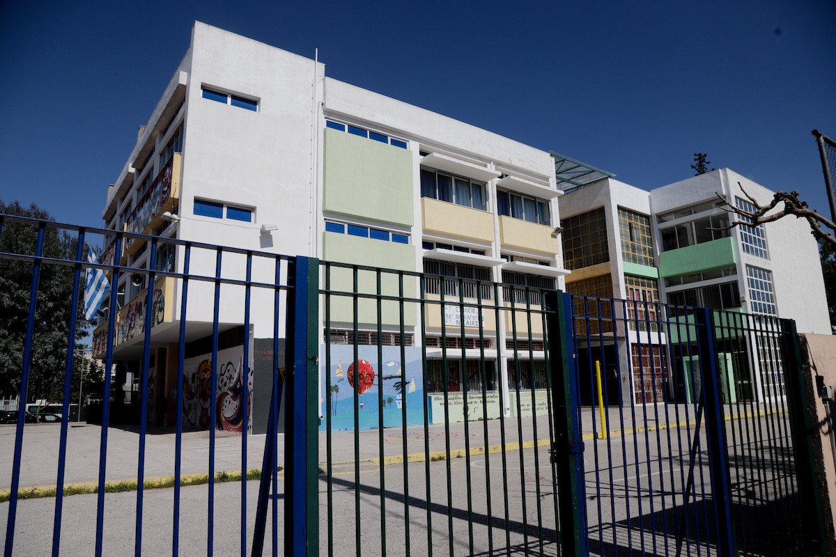 Κοροναϊός: Κλειστά σχολεία μέχρι τις 10 Απριλίου