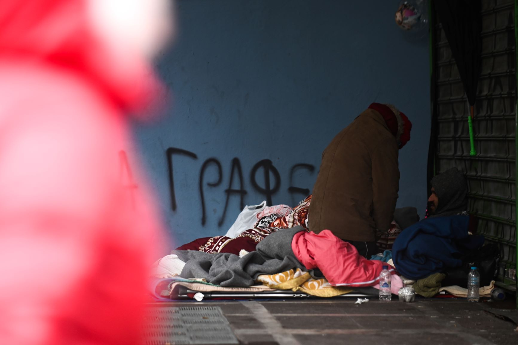 Άστεγοι και κοροναϊός: «Ο δρόμος δεν είναι χωρίς κόστος»