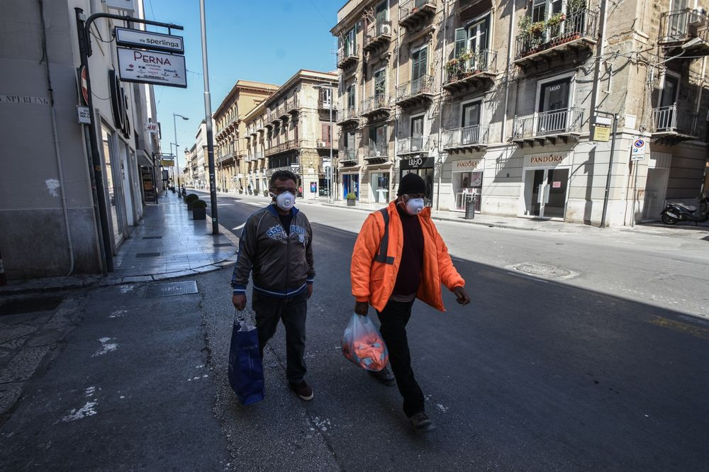 Κοινωνική αναταραχή και φόβοι για λεηλασίες στη νότια Ιταλία