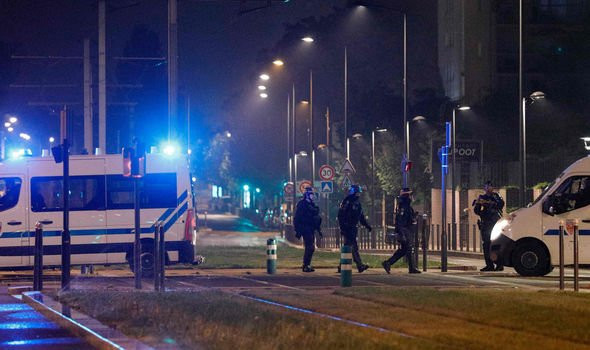 Γαλλία: Δεύτερη νύχτα συγκρούσεων νεαρών με την αστυνομία