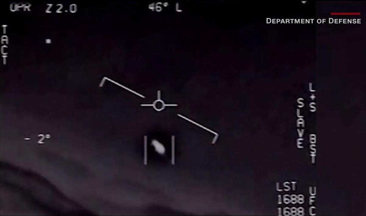 Το Πεντάγωνο έδωσε επίσημα στη δημοσιότητα τα βίντεο με τα UFO