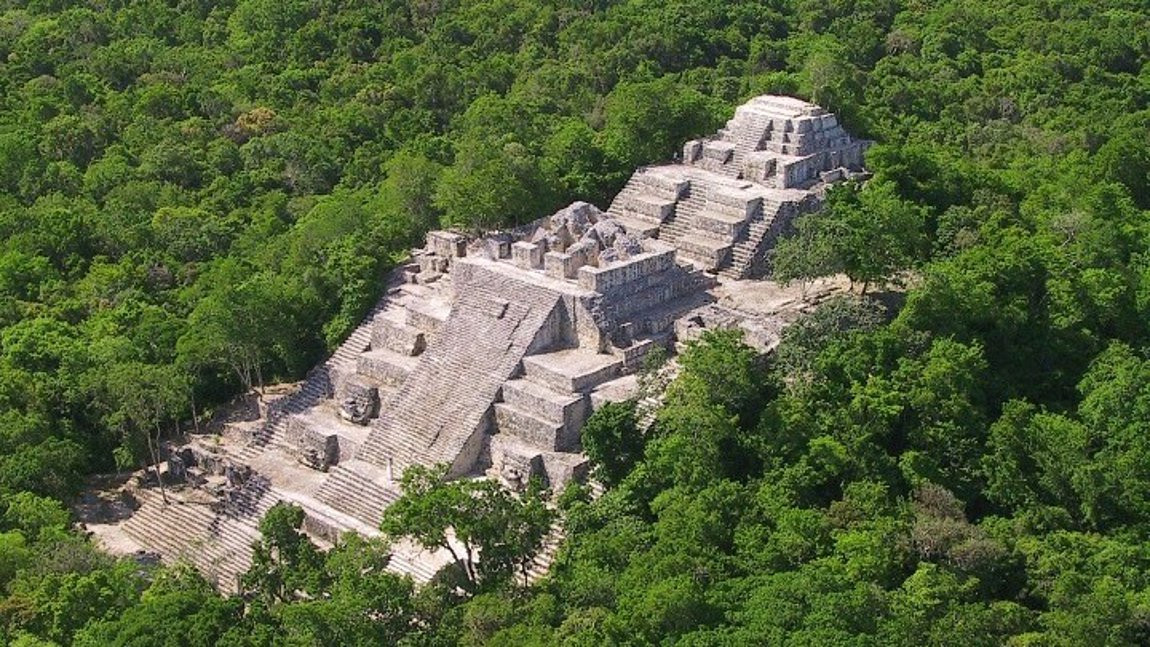 Ανακαλύφθηκε η αρχαιότερη και μεγαλύτερη μνημειακή κατασκευή του πολιτισμού των Μάγια