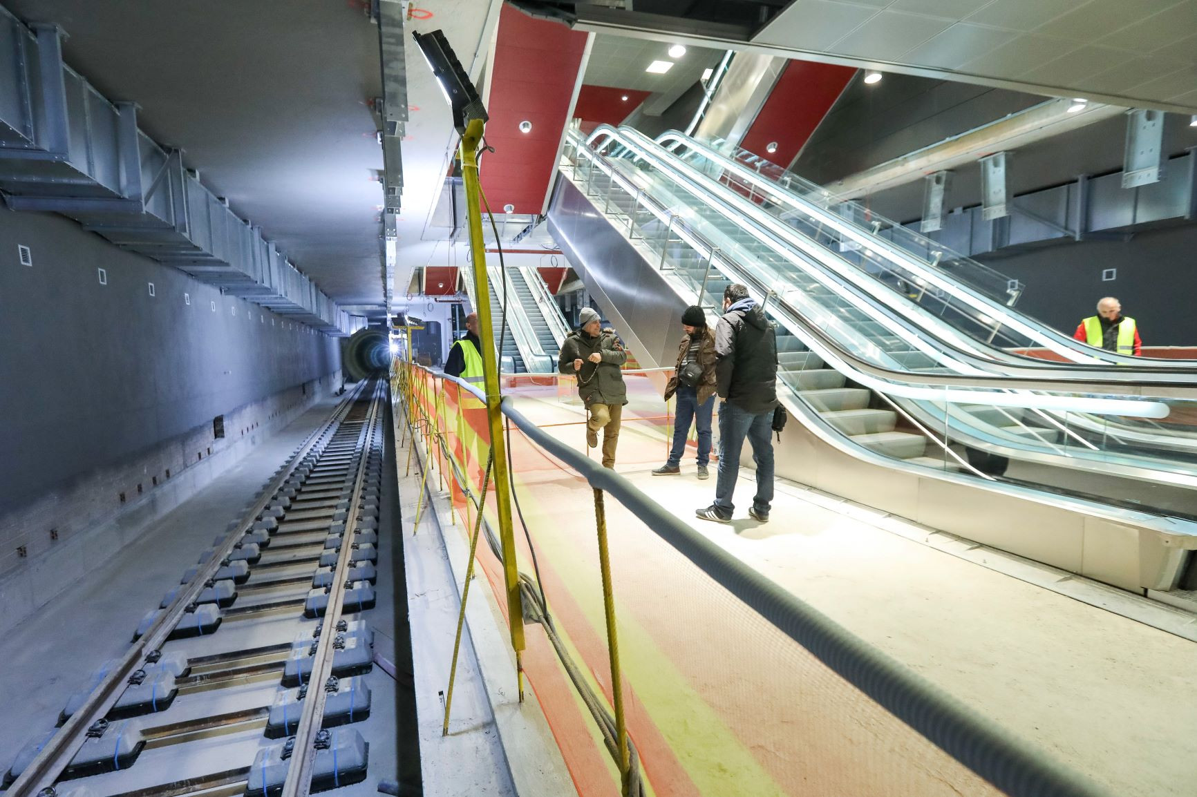 Μετρό Θεσσαλονίκης: Θέατρο Σκιών για να καλύψουν τη μεγάλη απάτη