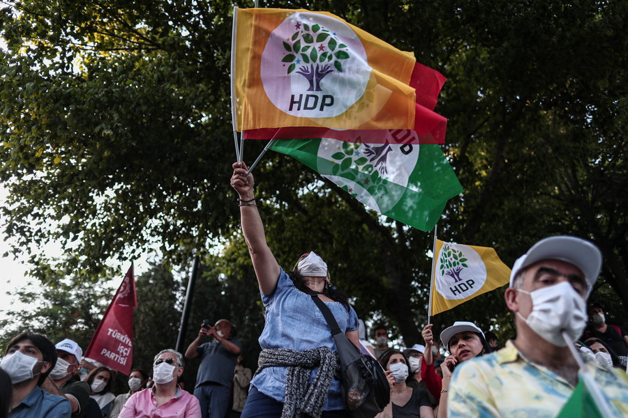 Τουρκία: Μια πορεία ενάντια στα Πραξικοπήματα και υπέρ της Δημοκρατίας  