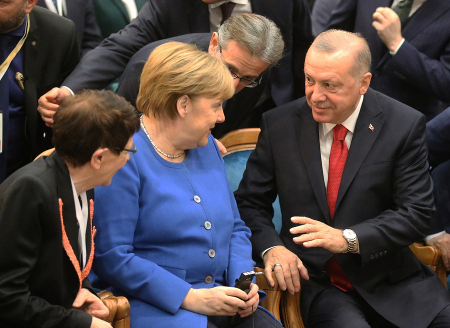 «Όχι» Μέρκελ σε έκτακτη Σύνοδο Κορυφής για την Τουρκία