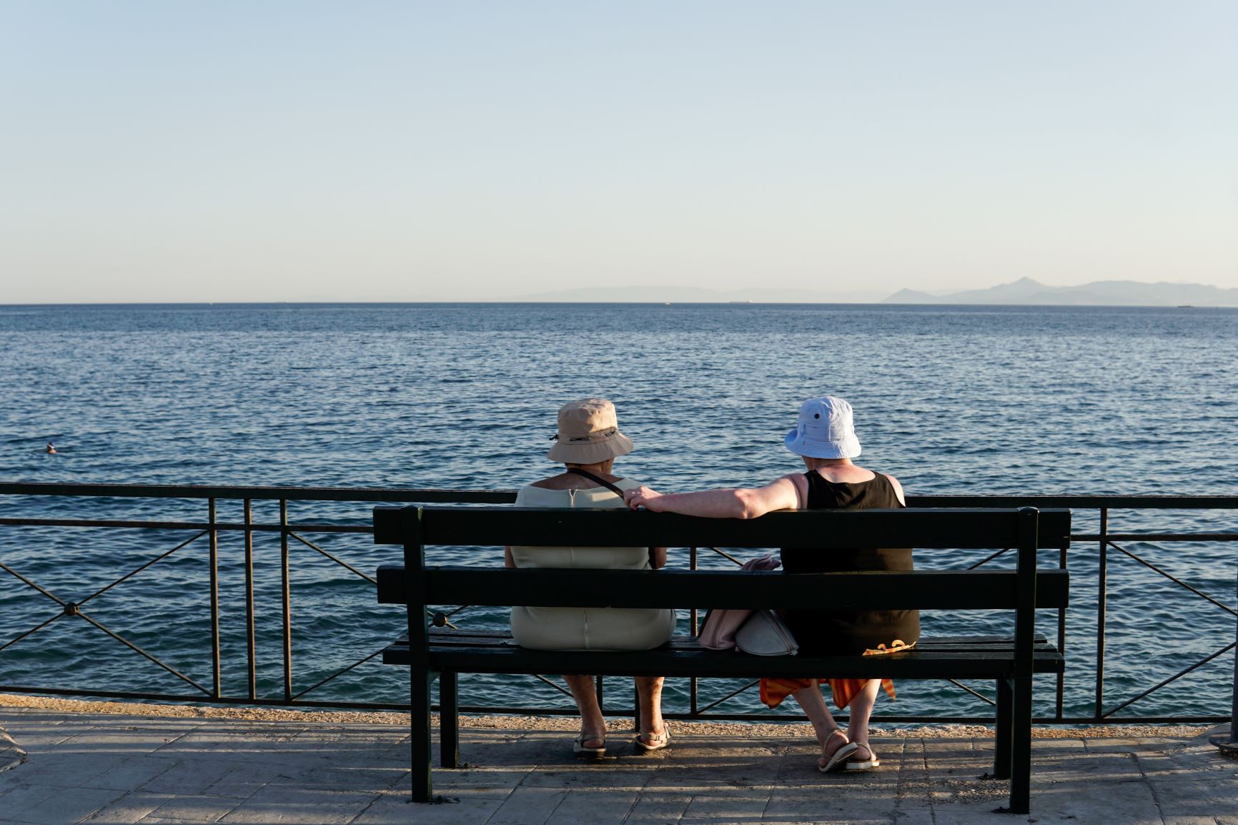 Κοροϊδία, εμπαιγμός, εκβιασμός της κυβέρνησης ΝΔ στους συνταξιούχους