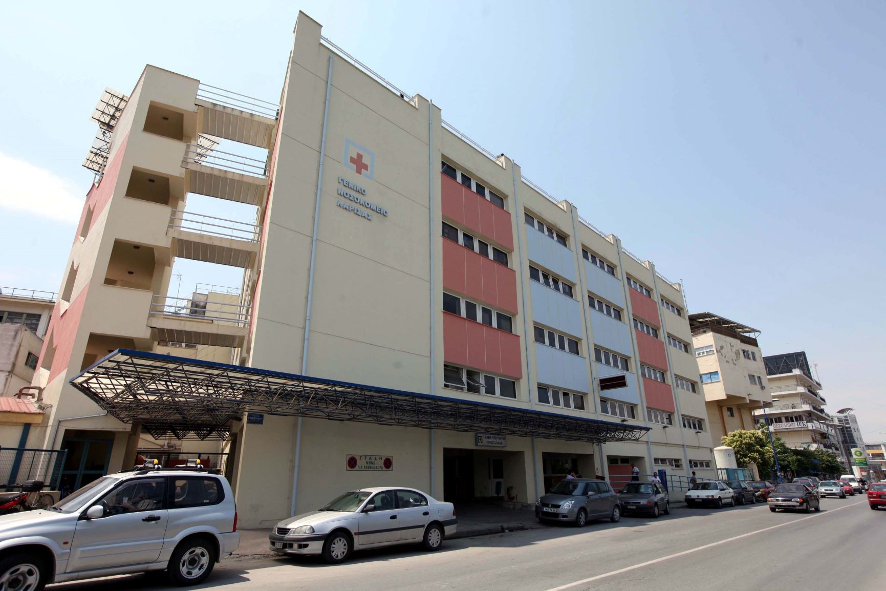 Αποσωληνώθηκε η 27χρονη γιατρός στο νοσοκομείο Λάρισας