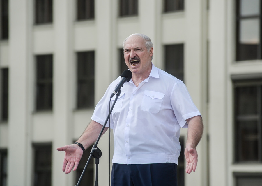 Λευκορωσία: «Δεν είμαι άγιος» δηλώνει ο Λουκασένκο και προτείνει δημοψήφισμα