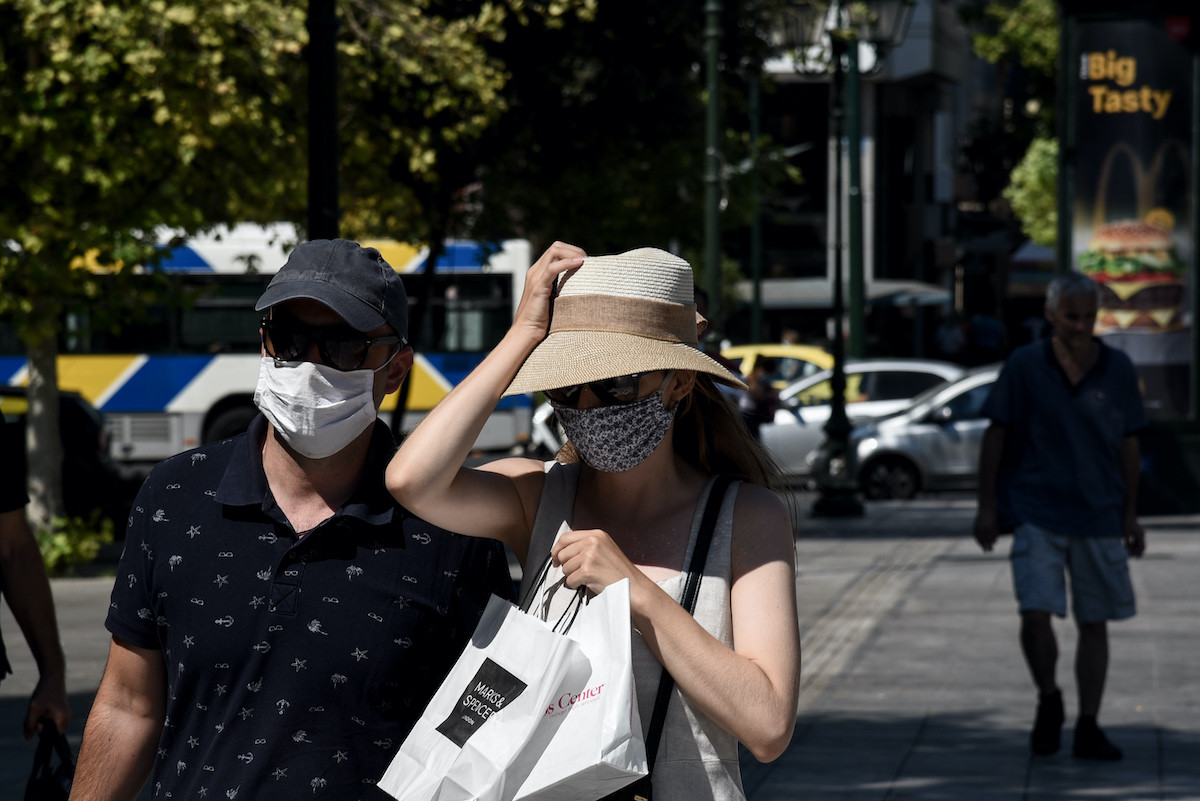 Έρευνα: Μερικώς ακατάλληλες οι υφασμάτινες μάσκες