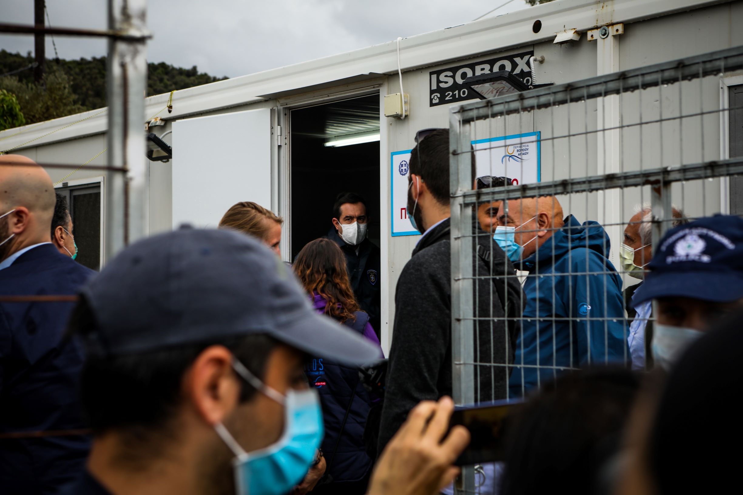 Υπονομευμένος εξαρχής από την κυβέρνηση ο «διάλογος» με τους νησιώτες για το Προσφυγικό