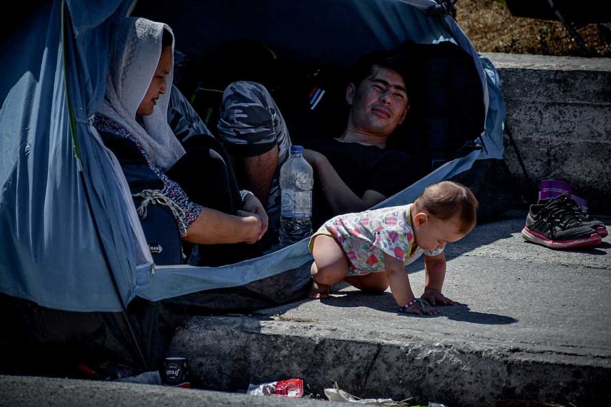 Λέσβος: Προς ακύρωση το σχέδιο στέγασης προσφύγων σε πλοίο;