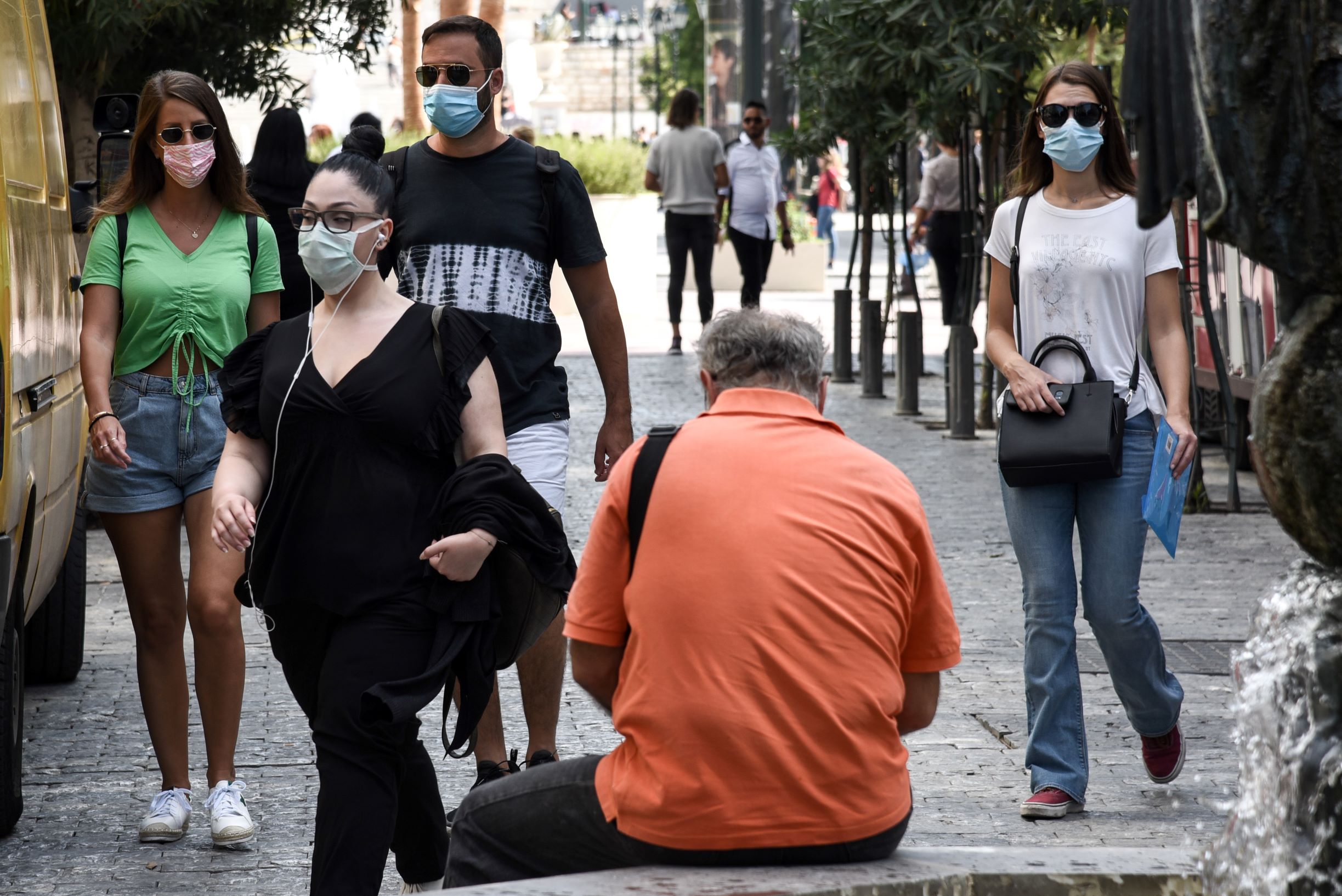 Αυτόφωρο για τους αρνητές της μάσκας